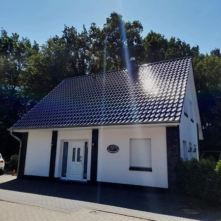 Ferienhaus Seerose 프리소이티 외부 사진